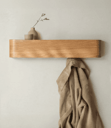 Kazai. Wandgarderobe 'Toke' | Moderne Design-Garderobe mit verdeckten Wandhaken | Garderobenpaneel aus Massivem Echtholz-Furnier | Eiche 5 Haken Eiche Angebot bei HelloDeals