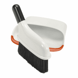 OXO Good Grips Kompaktes Kehrschaufel-Set aus Handfeger und Besen Angebot bei HelloDeals