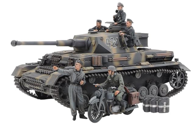 TAMIYA 25209 1:35 DT. PzKpfw.IV AUSF.G m. Krad Ost F. - Modellbausatz aus Kunststoff, Bausatz, Tankset