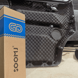 SOOMJ Dämmmatte Auto Schallschutzmatte Isolierung Matte Schaumstoff Selbstklebend Dämmmatten Raum Akustikschaumstoff Schall Dämmung Feuerfest, Feuchtigkeitsfest, Wasserdicht - 40cm x100cm Angebot bei HelloDeals