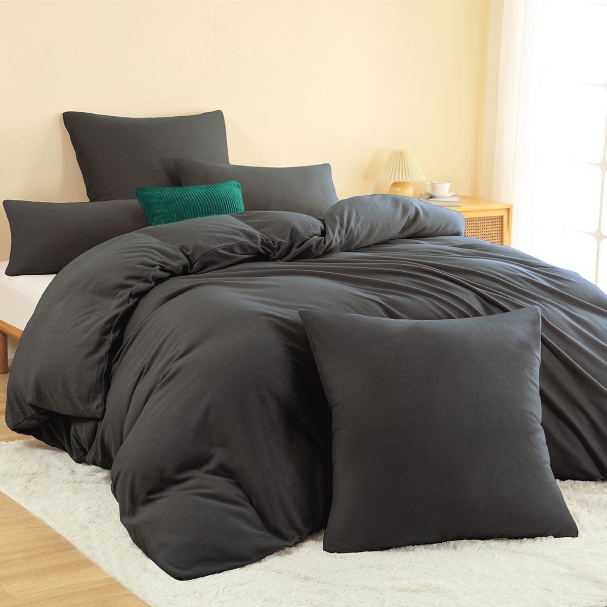 Nesture Winter Warme Thermo Fleece Bettwäsche 200x200, Kuschelig weich Bettwäsche Sets 3 teilig, 1 Bettbezug 200x200cm flauschig + 2 Kissenbezug 80x80 mit Reißverschluss, Anthrazit 3Teilig | 200x200cm 01 - Anthrazit Angebot bei HelloDeals