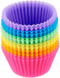Amazon Basics Rund Wiederverwendbare Backförmchen aus Silikon, 12 Stück (backofenfest bis 220 °C), Mehrfarbig Angebot bei HelloDeals