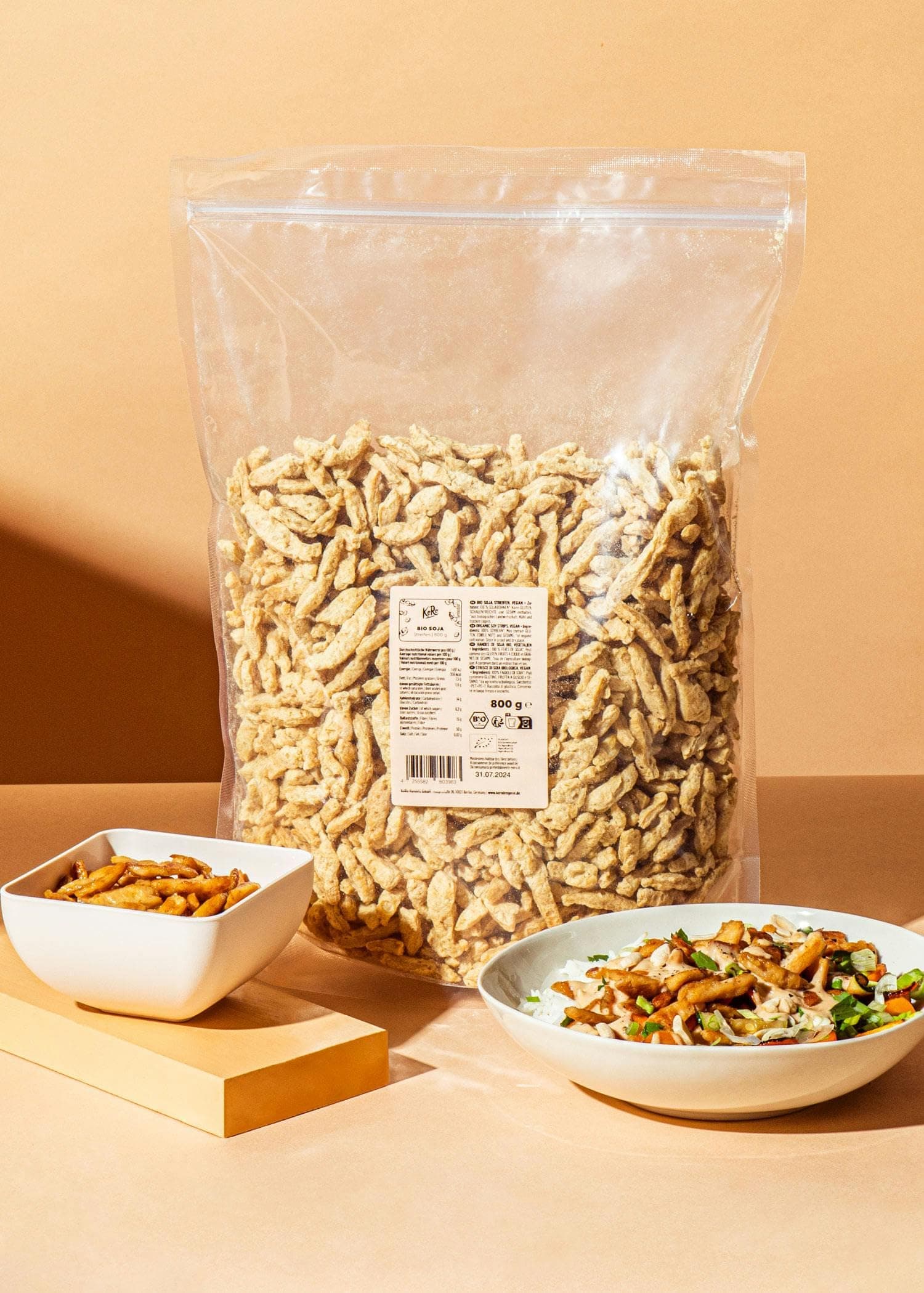 KoRo - Bio Soja Streifen 800 g - 100 % Soja - Bio-Qualität - Vegane Fleischalternative - Vielseitig verwendbar für Gyros, Currys, Wraps Angebot bei HelloDeals