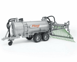 bruder 02020 - Fliegl Fassanhänger mit Schleppschlauchverteiler - 1:16 Güllefass, Güllewagen, Odelfass, Wasserfass, Bauernhof, Landwirtschaft, Anhänger, Traktor Zubehör Angebot bei HelloDeals