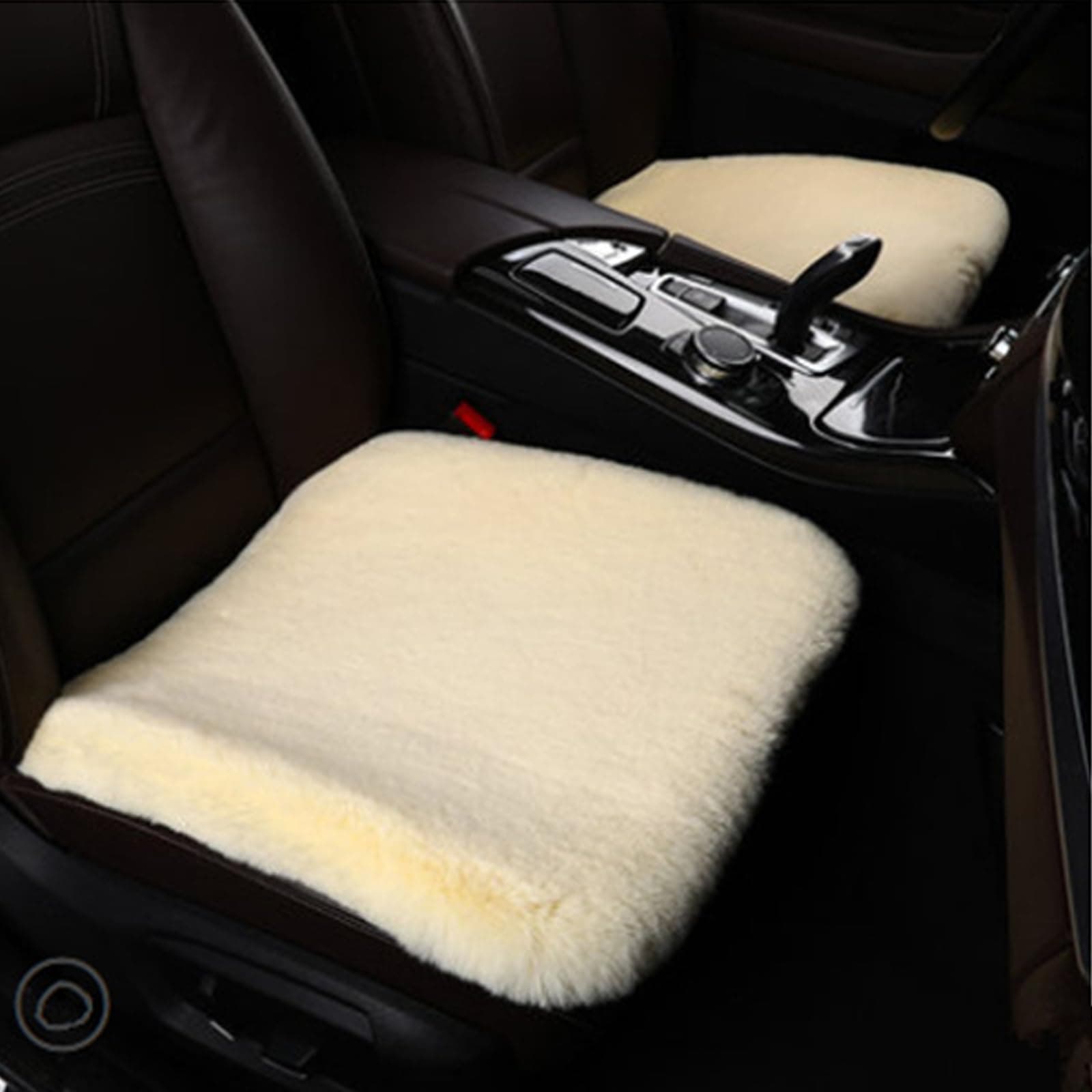 MIGIFTDY Sitzkissen Auto, Autositzschoner mit Fell Faux Lammfell Schaffell Auto Vordersitze Sitzauflage Auto-Sitzbezug Lammfell für Autositz, Bürostuhl und Alle Stühle Beige Angebot bei HelloDeals