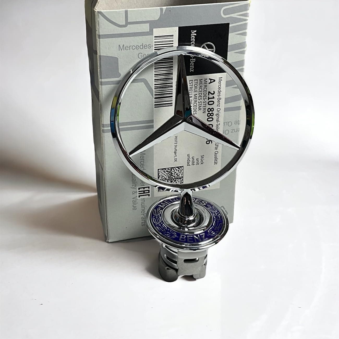 Mercedesstern an Motorhaube Angebot bei HelloDeals