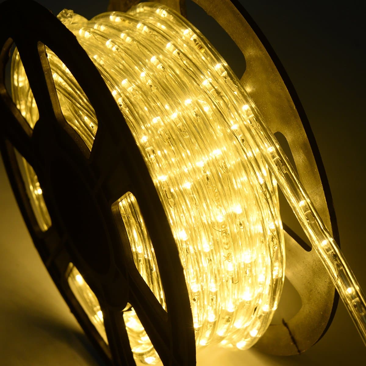 DREAMADE 10/20/30M LED Lichterschlauch Außen, Lichterkette mit 360/720/1080 LEDS, Lichtschlauch 15000h für Weihnachten, Hochzeit, Party und Fest (Warmweiß, Meter, 30) Angebot bei HelloDeals