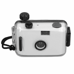 Einweg-Filmkamera 35 Mm, Retro-Filmkamera für den Einmaligen Gebrauch mit 28-mm-F/9-Objektiv, wasserdichte, Wiederverwendbare, Leichte Vintage-Kamera für Kinder (Schwarz und weiß) Angebot bei HelloDeals