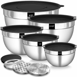 Rührschüssel 5er Set, Edelstahl Schüssel Salatschüssel Set mit Luftdichtem Deckel, 3 Reibenaufsätzen, 4.5L,2.7L, 1.6L, 1.1L, 0.7L, Stapelbar & Spülmaschinenfest Modern Angebot bei HelloDeals