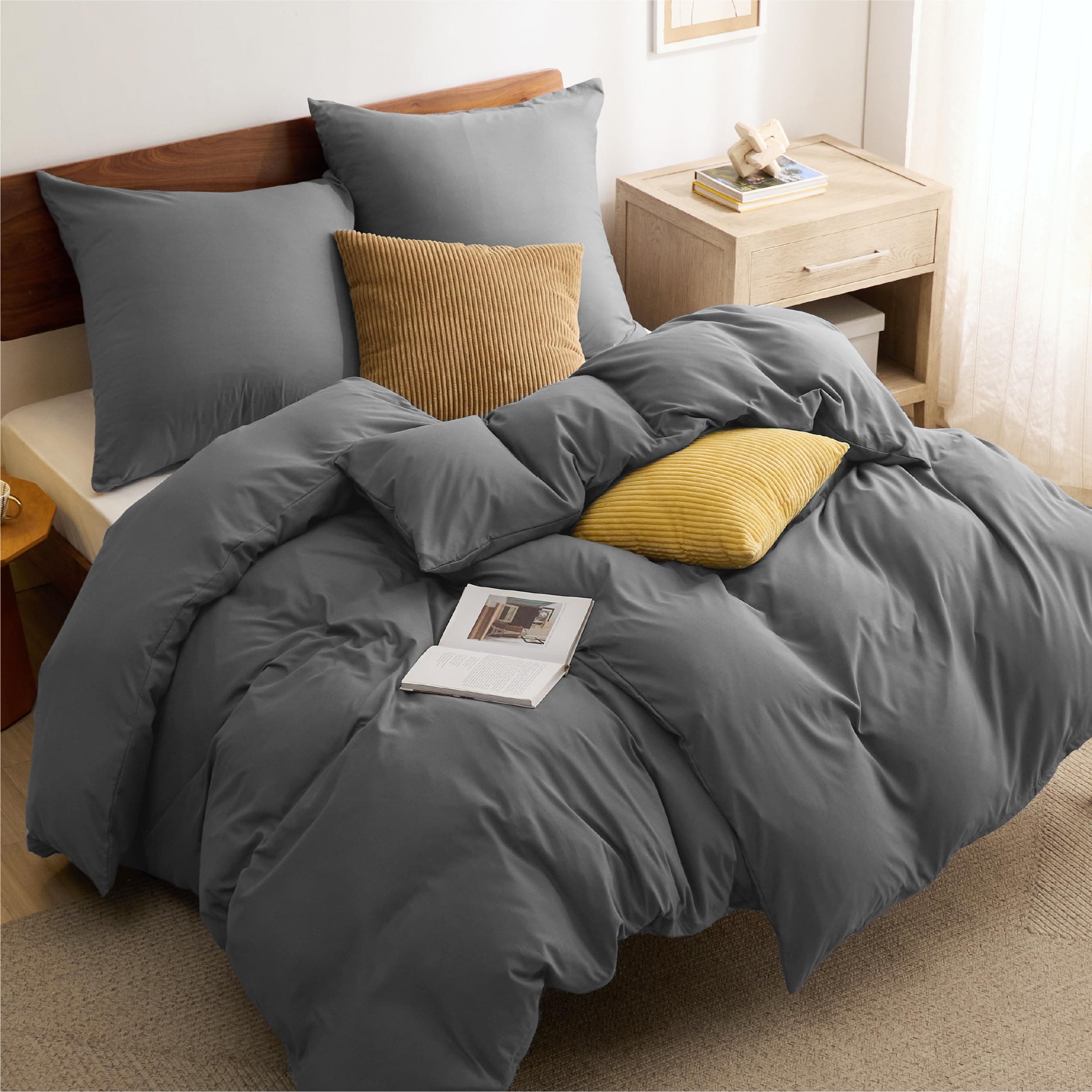 BEDSURE Bettwäsche 135x200 4teilig Anthrazit - 2 Bettbezüge 135x200 cm + 2 Kissenbezüge 80X80 cm, ÖKO-TEX Bettwäsche-Sets Grau Polyester Mikrofaser mit Reißverschluss 135 x 200 cm 4 teilig 01 - Anthrazit Angebot bei HelloDeals