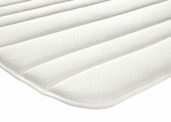 Traumnacht SleepGuard Kaltschaum-Topper, Matratzenauflage, Schoner für Matratze bis 30 cm, Allergiker geeignet, Öko-Tex Zertifiziert, 90 x 200 cm, produziert nach deutschem Qualitätsstandard Angebot bei HelloDeals