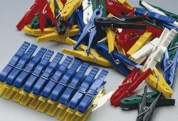 50 Stück Helo Wäscheklammern aus Luran Die extra Starke Angebot bei HelloDeals