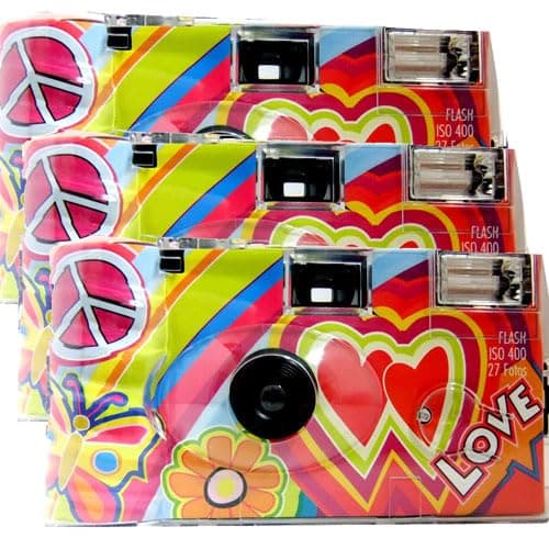 3X 1A PHOTO PORST Einwegkamera Edition Love Kult, Rainbow mit Herzen, mit Blitz, Batterien und Film (3er Pack, je 27 Aufnahmen) Angebot bei HelloDeals