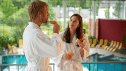 mydays Geschenkgutschein: Wellnesstag für 2 Bad Bertrich (Tageskarte Therme & Sauna) Angebot bei HelloDeals