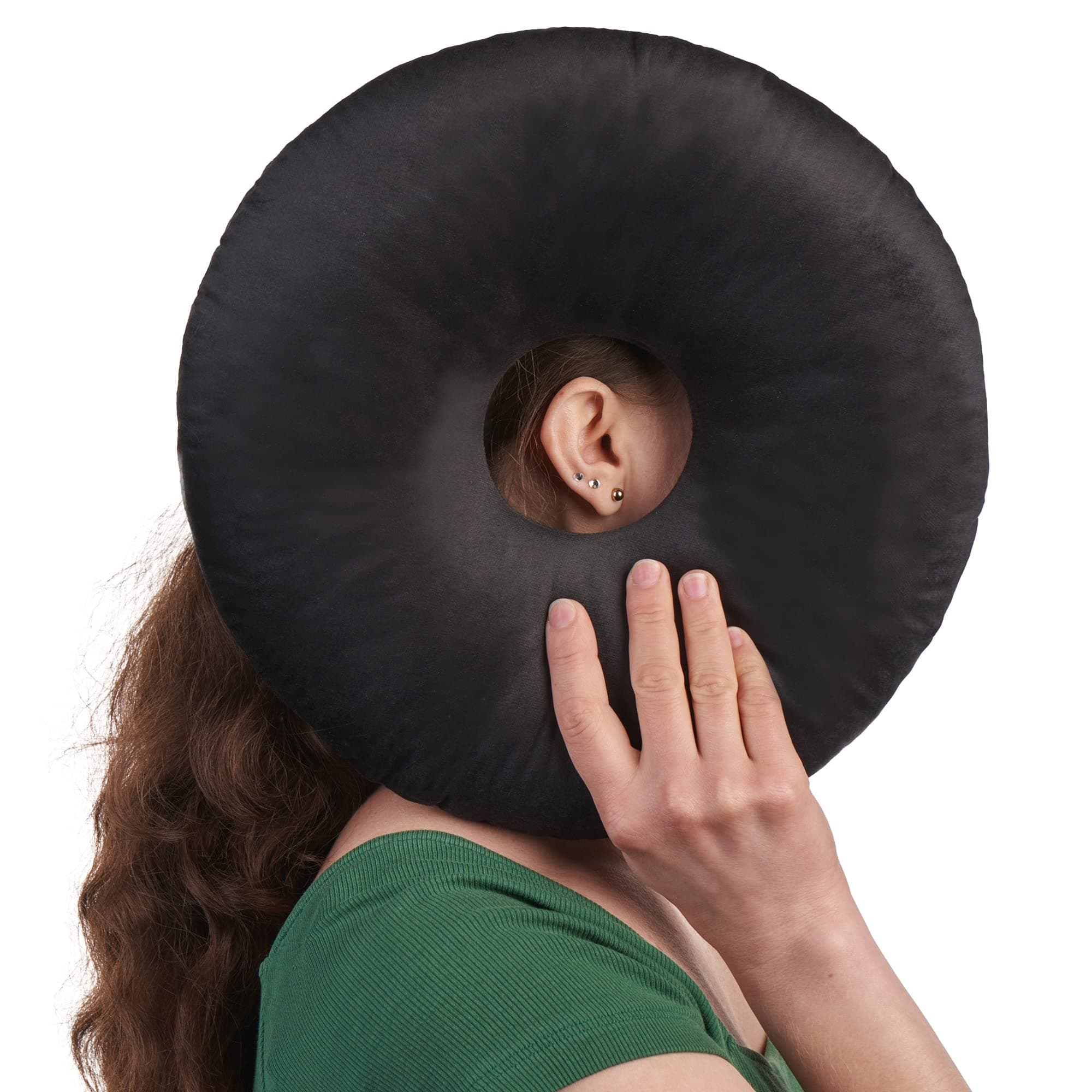 ODOXIA Piercing Kissen mit Loch | Für Ohr gegen Ohrenschmerzen | Donut Kissen | Ohrkissen | Sleepingring für Seitenschläfer zur Schmerzlinderung im Ohr | Piercing Pillow (Black) Angebot bei HelloDeals