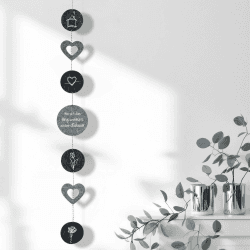 Spetebo Filzgirlande mit Spruch 1 Stück Motiv 2-Fach Sortiert - 145 cm - Deko Girlande aus Filz zum hängen - Raum Fenster Dekoration Windspiel Angebot bei HelloDeals