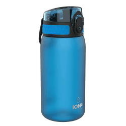 Ion8 Kinder Trinkflasche, 350ml, Auslaufsicher, Einhandöffnung, Sichere Verriegelung, Spülmaschinenfest, BPA-frei, Tragegriff, Klappdeckel, Leicht zu Reinigen, Klimaneutral Klassisch Blau Angebot bei HelloDeals