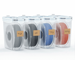 YOOPAI Filament Aufbewahrungsbox - 4 Pack Filament Container für 3D Druck Filament Versiegelung und Schutz - Tragbare Aufbewahrung mit Trockenmittel&Etiketten, wasser- und staubdicht 4.0L Packung mit 4 Angebot bei HelloDeals