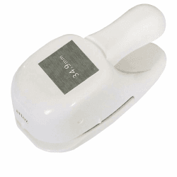 ARTOZ Stanzer - Quadrat, 3,49 cm (Geometrische Figur) - Papierstanzer, Locher, Motivstanzer zum Basteln, für Etiketten, Bilderrahmen, Tischdekorationen, geeignet von 140 g/m² bis 250 g/m² 1 Stück M - Quadratisch Angebot bei HelloDeals