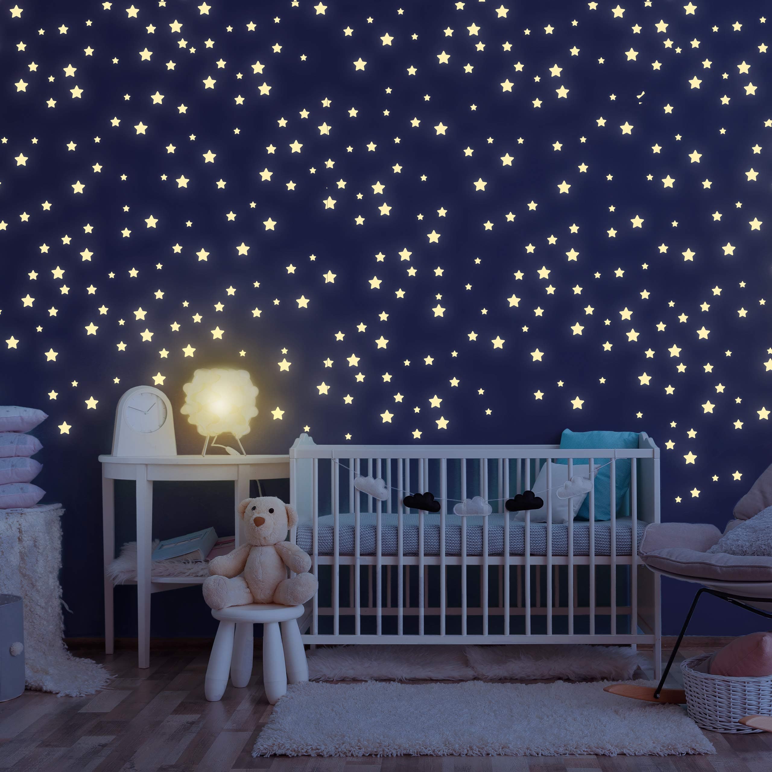 Homery Leuchtsterne Kinderzimmer [400 Stück] Leuchtsterne selbstklebend für Wand und Decke, leuchtende Sterne für Kinderzimmer, Sternenhimmel Aufkleber, Leuchtsticker, fluoreszierende Sterne 400 Stück (1er Pack) Angebot bei HelloDeals