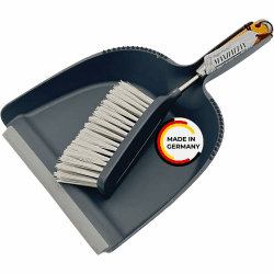 Peggy Perfect Kehrgarnitur, Kehrset mit Bambusgriff und Stabiler Kunststoffschaufel. Die Manhattan Design Line verkörpert Zeitlose Klassische Moderne. Mit Gummilippe zur besseren Schmutzaufnahme Angebot bei HelloDeals