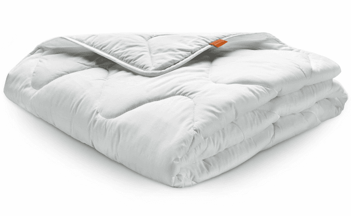 sleepling Bettdecke 135x200 cm, Ganzjahresdecke 135 x 200, Decke Made in EU, Oeko-Tex 100, Waschbar 60 Grad, Steppdecke 100% feine Mikrofaser, Basic 100 Ganzjahresdecke 135 x 200 cm Angebot bei HelloDeals