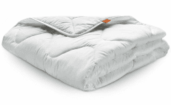 sleepling Bettdecke 135x200 cm, Ganzjahresdecke 135 x 200, Decke Made in EU, Oeko-Tex 100, Waschbar 60 Grad, Steppdecke 100% feine Mikrofaser, Basic 100 Ganzjahresdecke 135 x 200 cm Angebot bei HelloDeals