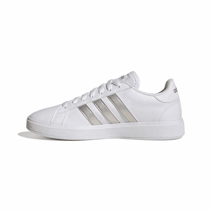 adidas Women's Grand Court TD Lifestyle Court Casual Schuh 39 1/3 EU Cloud White Platinum Cloud White Angebot bei HelloDeals