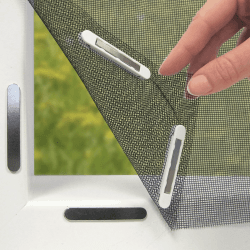 EASYmaxx Fliegengitter für Fenster mit Magic Click | Moskitonetz individuell zuschneidbar für alle Fenster bis 150 x 130 cm | Einfache Montage mit 12 Magneten - kein Bohren oder Schrauben [Schwarz] 130 x 150 cm | 1 Stück 1) Schwarz | Magnet Angebot bei HelloDeals