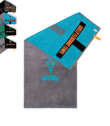skilly Fitness Handtuch aus Baumwolle, 120x50cm mit Antirutsch-Funktion für das Training an Fitnessgeräten, schwarz grau Gym Towel Spirit 120x50cm Angebot bei HelloDeals