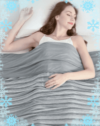 Ailemei Direct Leichte Kühldecke Sommerdecke, Doppelseitige Wohndecke Kühler Zum Schlaf Fürs Bett, Absorbiert Körperwärme und Sorgt Für Kühle Bei Heißen Schläfern und Nächtlichem,Grau 127×178cm Grauer Streifen 127x178 cm Angebot bei HelloDeals