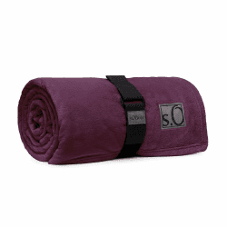 s.Oliver Kuschelsoft Decke 150x200 cm - flauschig, warm & waschbar, Kuscheldecke lila Uni 150 x 200 cm Lila Angebot bei HelloDeals
