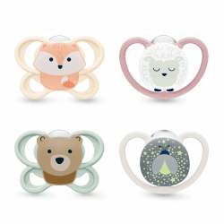 NUK Perfect Match Air Day & Night Baby-Schnuller | 0-6 Monate | Leuchtende Schnuller, die Luftzirkulation fördern & Speichelrash verhindern | 95% Baby-Akzeptanz** | Sortiert | 4 Stück 0-6m Baer Angebot bei HelloDeals