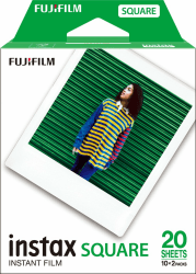 INSTAX Square ISO 800 Film with White Border, 2 X 10 Shot Pack White Border SQUARE 20 shot Angebot bei HelloDeals