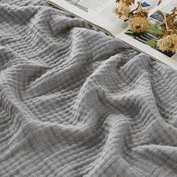 EMME Musselin Decke 127x177 cm – 4-Lagen Melange-Gewebe, Oeko-TEX 100, 100% Baumwolle, Weiche Sommerdecke & Kuscheldecke für Sofa und Bett,Melange Mittelgrau 02-melange Mittelgrau 127 x 177 cm Angebot bei HelloDeals
