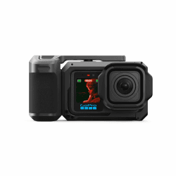 GoPro Mission 1 PRO Grip Edition – Enthält Mission 1 PRO Kamera, Point-and-Shoot-Griff, einen wiederaufladbaren Enduro 2 Akku, abnehmbare Gegenlichtblende und eine Tragetasche Angebot bei HelloDeals