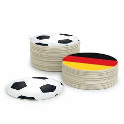Untersetzer für Gläser mit Fußball I Fussball (Vorderseite) / Deutschlandflagge (Rückseite) I Runde Papier Deckel (50 Stück) aus Pappe (⌀10cm) I WM 2026 Tischdeko Fussball/ Deutschland Angebot bei HelloDeals