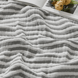 EMME Baumwolldecke 100% Musselin Decke Erwachsene, Sofadecken Atmungsaktive Weiche Decke Alle Jahreszeiten Vorgewaschen Couch Decken Baumwolle Tagesdecke, 127 x 177 cm,Gestreiftes Grau 02-gestreiftes Grau 127 x 177 cm Angebot bei HelloDeals