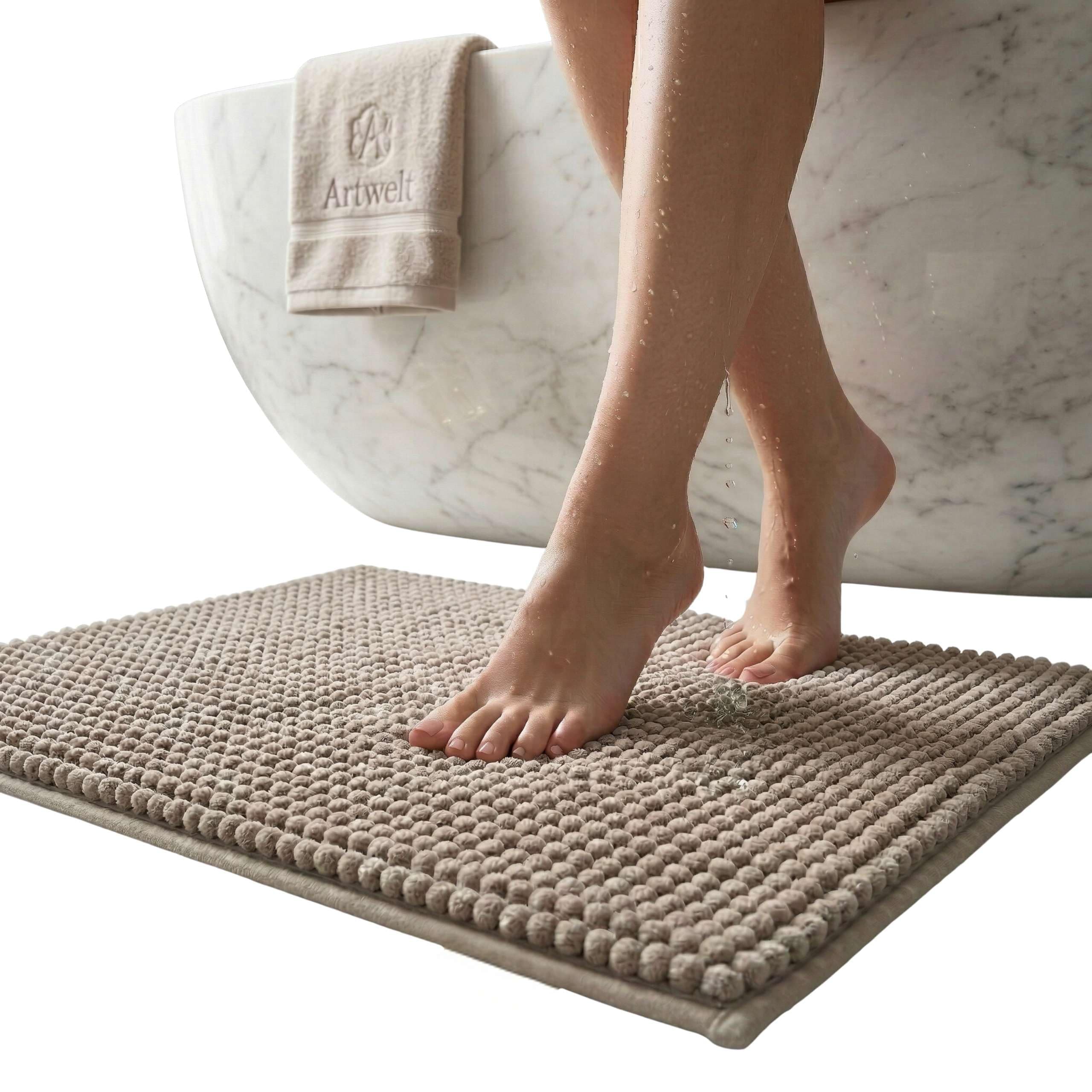 Artwelt Badematte rutschfest Sand Beige 50x80 cm X2 – Weicher Chenille Badezimmerteppich, schnelltrocknend | Badteppich waschbar | Duschmatte, Badvorleger & Duschvorleger 50X80X2 Sand Beige Angebot bei HelloDeals