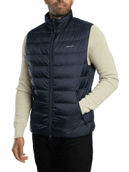 GANT LIGHT DOWN VEST Angebot bei HelloDeals
