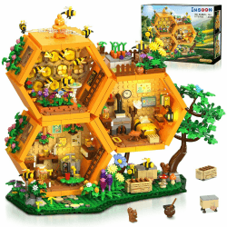 INSOON Bienen Bauernhof Haus Bauset mit Licht, 1773 Stück Honig Cabin Bausteine mit Blumen Botanical Tiere, Baumhaus Klemmbausteine Modell Deko, Geschenk für Erwachsene Jungen Mädchen ab 12 Jahren Angebot bei HelloDeals