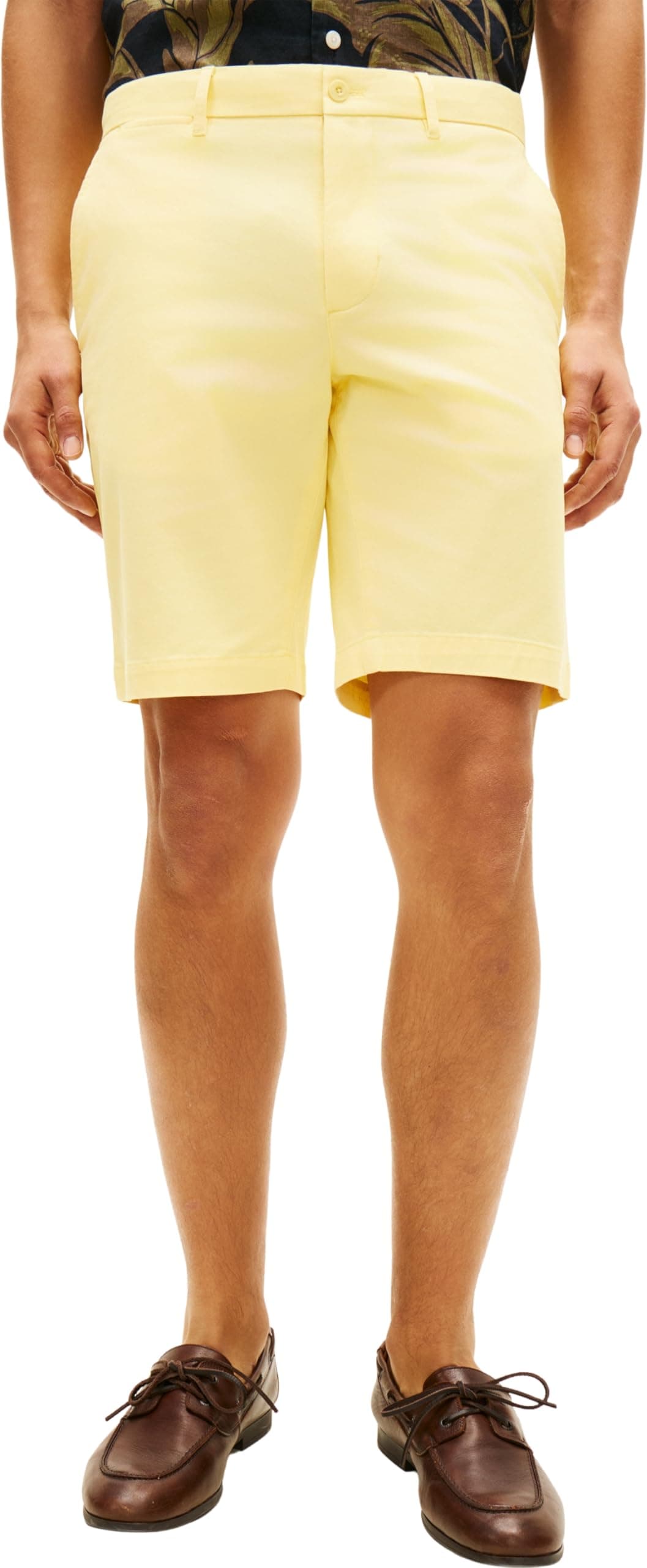 Tommy Hilfiger Herren Andere Shorts 36W Yellow (Citronella) Angebot bei HelloDeals