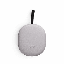 Kompakte Tragetasche für Meta Quest – mit Meta Quest 3/3S kompatibel – überarbeitetes kompaktes Design – bietet Platz für eine Quest 3/3S, Touch Plus-Controller, Activity-Schlaufen, Ladekabel Compact Carrying Case Angebot bei HelloDeals
