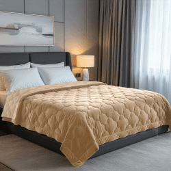 SLEEP COMFY 4 Jahreszeiten Bettdecken 220 x 240cm, Samt & Mikrofaser ohne Bezug, Atmungsaktives, Hypoallergene Steppdecke für Zuhause, Caravan & Camping, Oeko-TEX®-Zertifiziert Taupe 220x240 cm Angebot bei HelloDeals