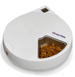 Closer Pets C500 Futterautomat mit Digitaltimer & Kühlakkus, Weiß | Für Katzen und kleine Hunde, Nass- oder Trockenfutter, Inklusive zwei Kühlakkus, 5 Mahlzeiten bis zu je 330 g White 5 Bowls Angebot bei HelloDeals