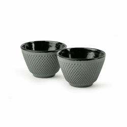 Bredemeijer gusseiserne emaillierte Teebecher 2-teilig - kleine Gussbecher hellgrün mit je 100 ml Fassungsvermögen Angebot bei HelloDeals