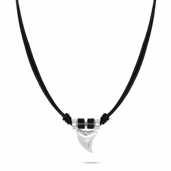 s.Oliver Herren Schmuck – Halskette & Armband aus Leder und Edelstahldetails mit Haizahnanhänger – Klassisch, Stilvoll und Maskulin – Perfekte Geschenkidee Halskette silber Angebot bei HelloDeals