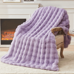 EMME Bubble Decke Sofa Kuscheldecke Kaninchen Plüsch Dicke Decke, Wohndecke Flauschig Sofaüberwurf Couchdecke, Fleecedecke, Flauschige Wohndecke für Couch 230 x 270cm 07-violett Angebot bei HelloDeals