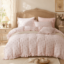 Sedefen Musselin Bettwäsche 155x220 Baumwolle mit Rüschen,Rosa Kirsche | Doppelte Musselin,Oeko-TEX Bettwäsche für Allergiker,4 Jahreszeiten Set,Bettbezug 1 Kissenbezüge 80x80 mit Reißverschluss Rosa Kirsche 155x220cm+80x80cm*1 Angebot bei HelloDeals