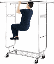 HOKEEPER Profi Doppelter Kleiderständer, bis 272 kg belastbar, Schwerlast Kleiderstange auf rollen, Industrie-Design, Garderobenständer mit 2 Kleiderstangen und Ablage | Kleiderstange, Garderobenständer, Schwerlast, 4 Rollen, 2 feststellbar, einfache Mont Angebot bei HelloDeals